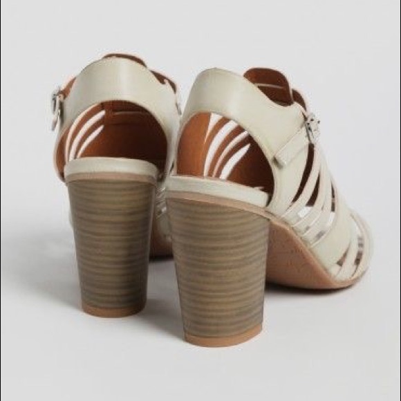 Distressed Leather Fisherman Huarache Heel Sandal - Picture 16 of 16